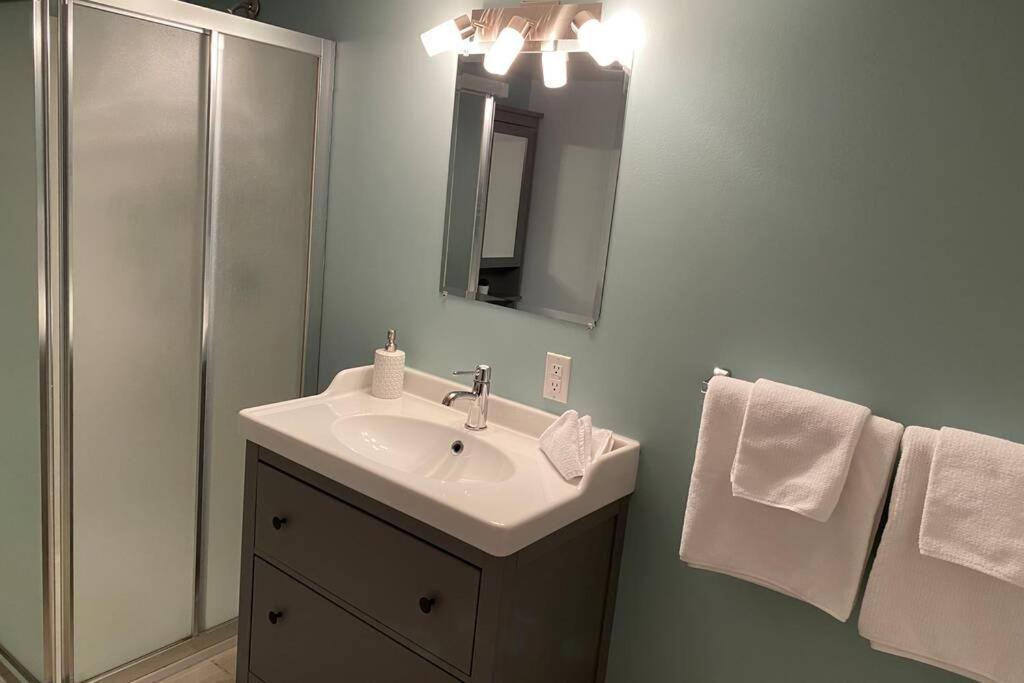 غولدن Hideaway On Quartz - 1Bed 1Bath Suite المظهر الخارجي الصورة